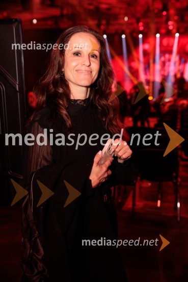  Mateja Dežman, odnosi z javnostmi, Pop TVNa žaru z Ladom Bizovičarjem, Magnifico