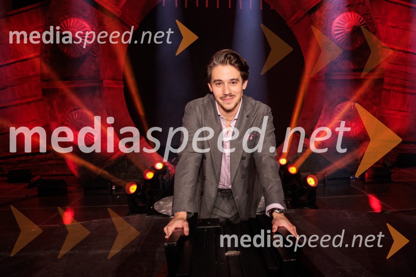  Bojan Cvjetićanin, Joker OutNa žaru z Ladom Bizovičarjem, Magnifico