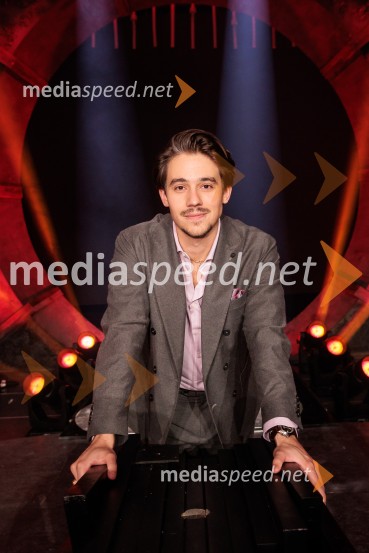  Bojan Cvjetićanin, Joker OutNa žaru z Ladom Bizovičarjem, Magnifico