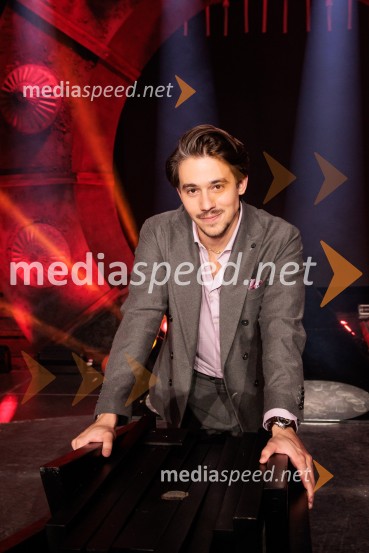  Bojan Cvjetićanin, Joker OutNa žaru z Ladom Bizovičarjem, Magnifico