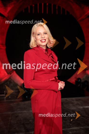 mag. Urška Klakočar Zupančič, predsednica Državnega zbora RS, podpredsednica, Gibanje SvobodaNa žaru z Ladom Bizovičarjem, Magnifico