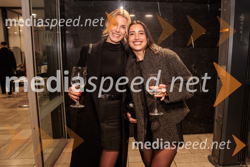 Na žaru z Ladom Bizovičarjem, Magnifico