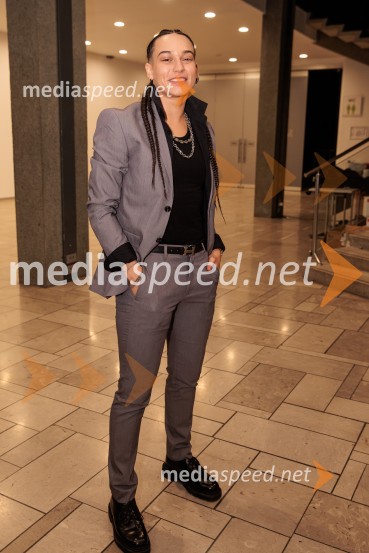  Mia Puhar Rodin - Masayah, pevkaNa žaru z Ladom Bizovičarjem, Magnifico