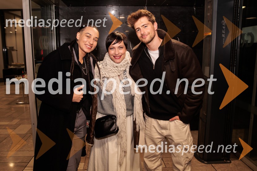  Mia Puhar Rodin - Masayah, pevka;  Nuška Drašček, pevka;  Matej Zemljič, igralecNa žaru z Ladom Bizovičarjem, Magnifico