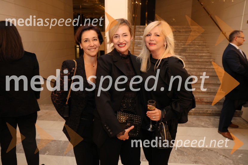  ... ;  Valentina Turcu, koreografinja in baletna solistka;  Pia Clug, baletna plesalkaFrida, premiera baleta v SNG Maribor