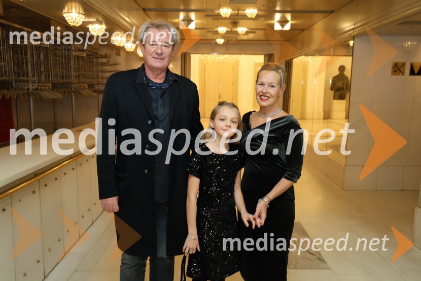  Vladimir  Rukavina Gogo, direktor Narodnega doma Maribor ter direktor Festivala Lent ;  ... ;  ... Frida, premiera baleta v SNG Maribor