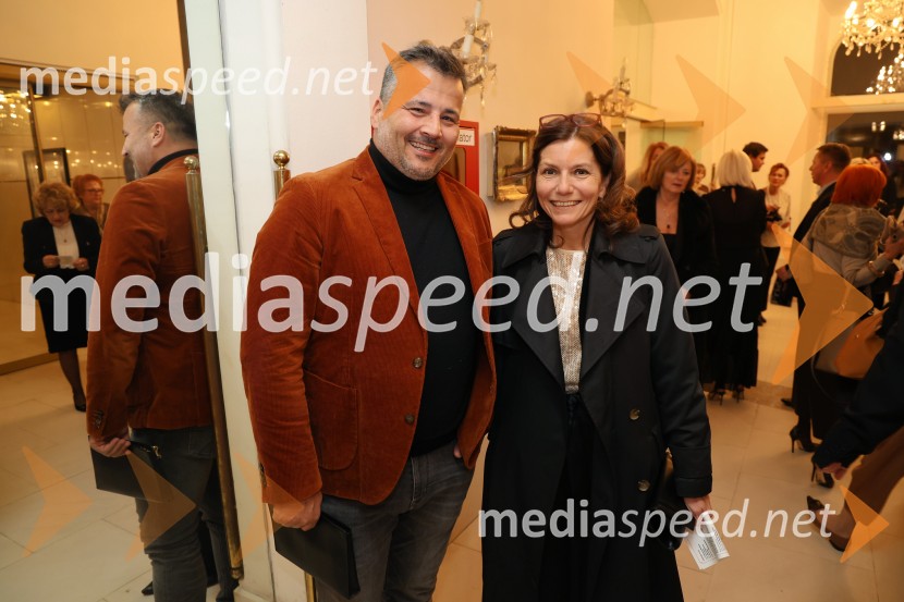  Sebastijan  Blakaj, lastnik lokala Nana;  ... Frida, premiera baleta v SNG Maribor