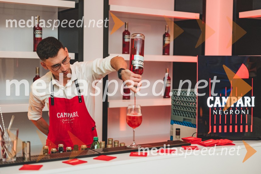 Galerija Emporium v središču prestolnice znova postala oder italijanske elegance