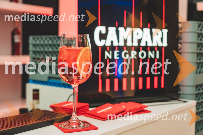 Galerija Emporium v središču prestolnice znova postala oder italijanske elegance