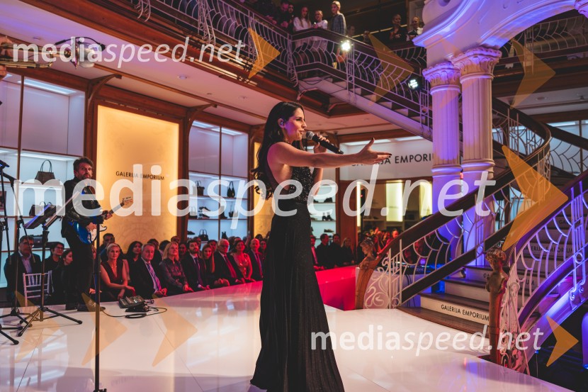 Galerija Emporium v središču prestolnice znova postala oder italijanske elegance