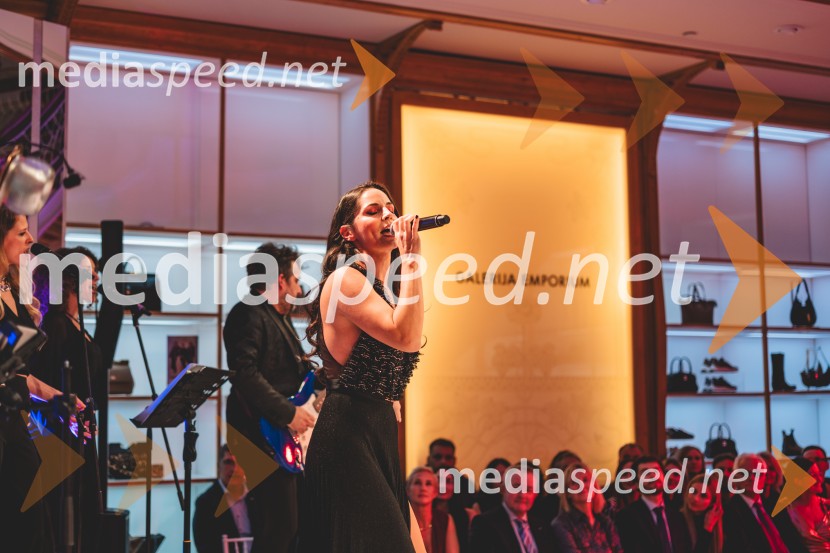 Galerija Emporium v središču prestolnice znova postala oder italijanske elegance