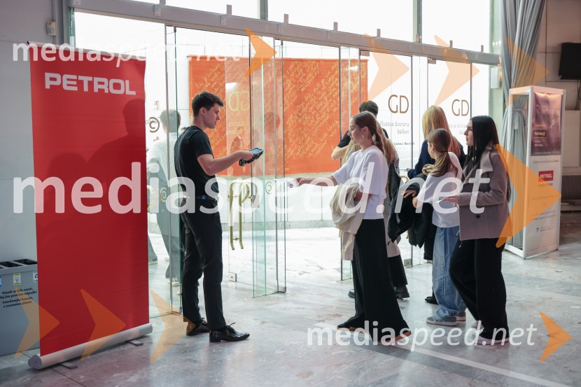 Premiera Rekviem(i): Angelin Preljocaj, Cankarjev dom