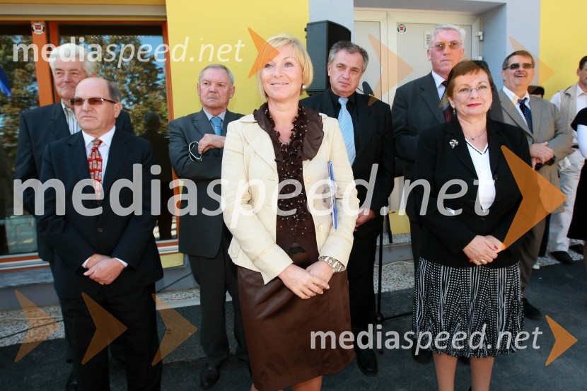 ..., Breda Forjanič, ravnateljica vrtca Manka Golarja Gornja Radgona in Božena Bratuž, predsednica Skupnosti vrtcev SlovenijeEnergetsko varčen vrtec Manka Golarja Gornja Radgona, novinarska konferenca in odprtje prenovljenega vrtca