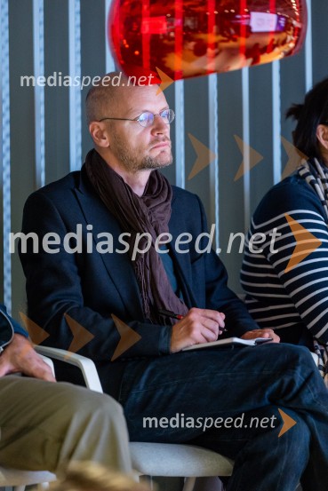 »Prevare v digitalni dobi« v okviru Mednarodnega tedna ozaveščanja o prevarah