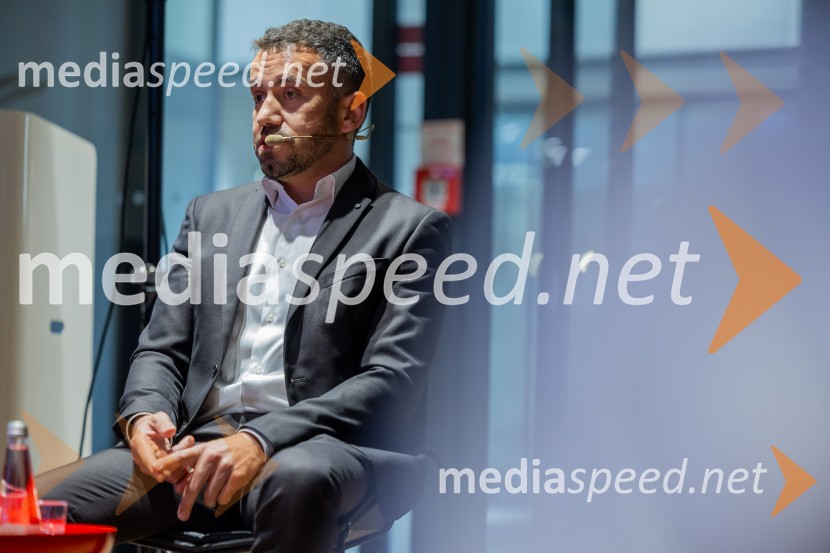 »Prevare v digitalni dobi« v okviru Mednarodnega tedna ozaveščanja o prevarah