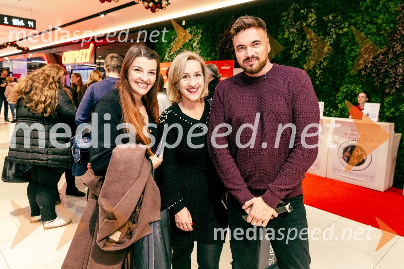  ... ;  ... ;  Robert Roškar, radijski voditeljBelo se pere na 90, premiera filma v Cineplexxu