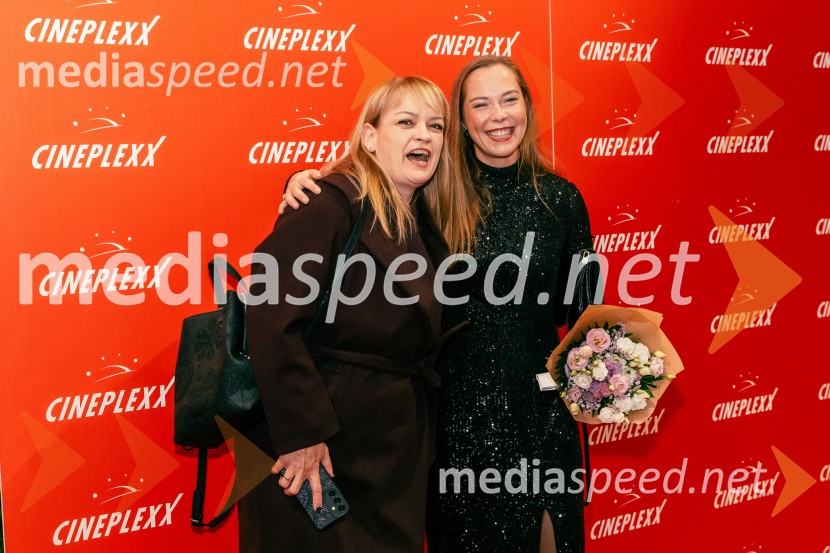  ... ;  Lea Cok, igralkaBelo se pere na 90, premiera filma v Cineplexxu