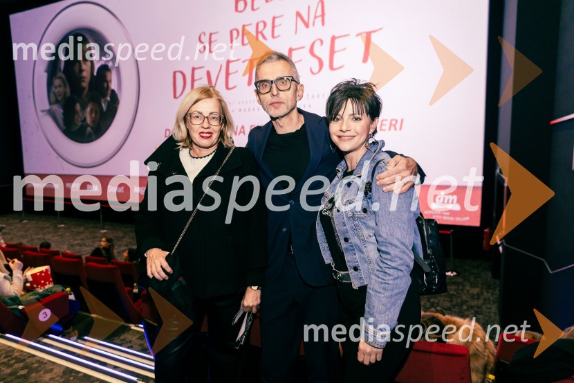  Ariana Nina Eror, direktorica, Marketing magazin;  Aleš Pavlin, Perfo Production;  ... Belo se pere na 90, premiera filma v Cineplexxu