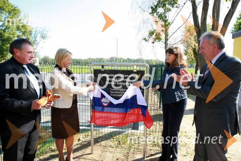Dušan Zagorc, podžupan Občine in ravnatelj Osnovne šole Gornja Radgona, Breda Forjanič, ravnateljica vrtca Manka Golarja Gornja Radgona, nj. eksc. Guro Katharina Helwig Vikor, veleposlanica Kraljevine Norveške in dr. Rado Genorio, državni sekretar v Kabinetu predsednika Vlade Republike SlovenijeEnergetsko varčen vrtec Manka Golarja Gornja Radgona, novinarska konferenca in odprtje prenovljenega vrtca