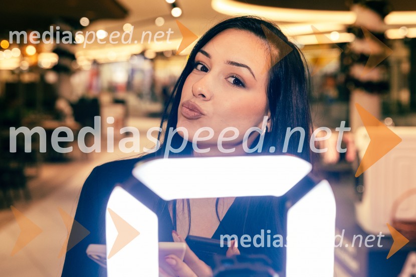 Belo se pere na 90, premiera filma v Cineplexxu