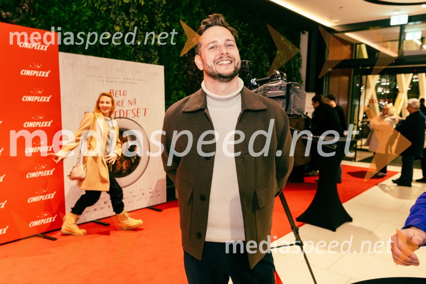  Alen Podlesnik, moderator, novinar POP TVBelo se pere na 90, premiera filma v Cineplexxu