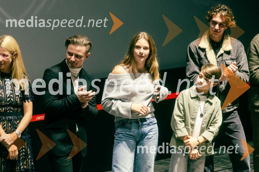  Jure Rajšp, igralec;  Mei Rabič, igralka;  Jaka  Mehle, igralec;  Žiga Šorli, igralecBelo se pere na 90, premiera filma v Cineplexxu