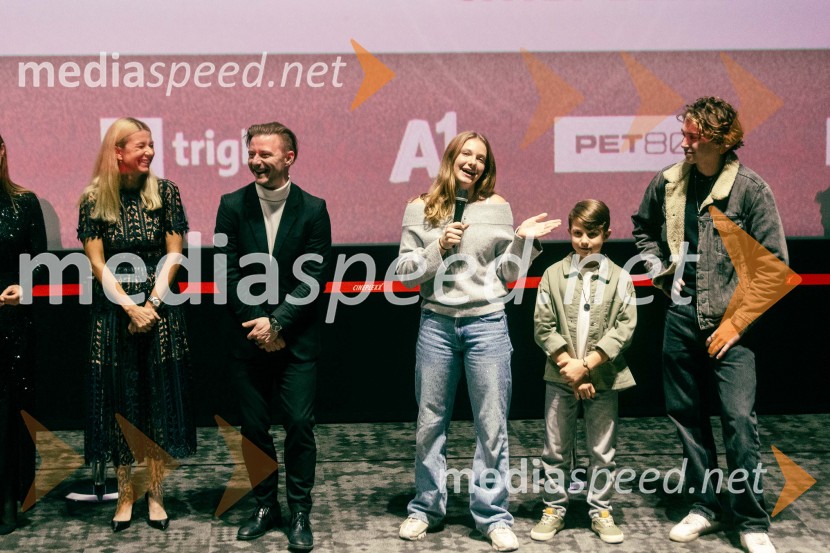  Tjaša  Železnik, igralka;  Jure Rajšp, igralec;  Mei Rabič, igralka;  Jaka  Mehle, igralec;  Žiga Šorli, igralecBelo se pere na 90, premiera filma v Cineplexxu