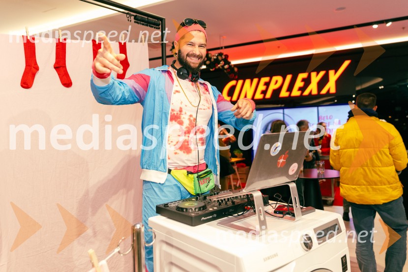  Uroš Bitenc, moderator, vplivnežBelo se pere na 90, premiera filma v Cineplexxu