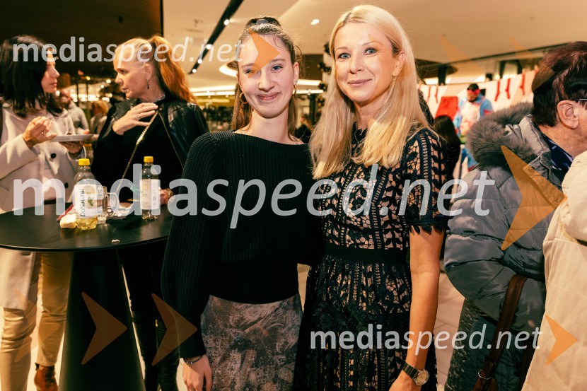  ... ;  Tjaša  Železnik, igralkaBelo se pere na 90, premiera filma v Cineplexxu