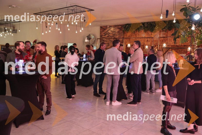 Falke praznuje 130 let