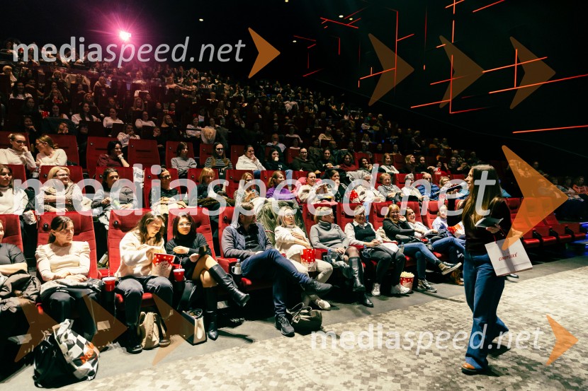 Ladies night, Belo se pere na devetdeset