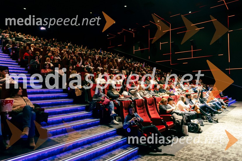 Ladies night, Belo se pere na devetdeset