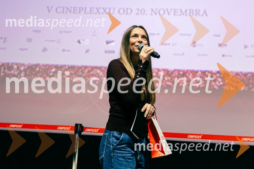 Ladies night, Belo se pere na devetdeset