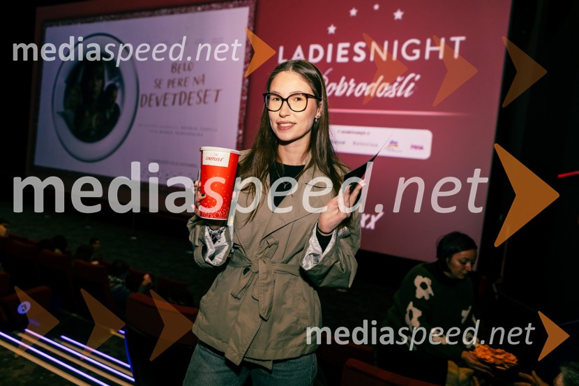 Ladies night, Belo se pere na devetdeset