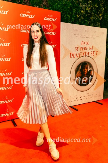  Lucija BurgarLadies night, Belo se pere na devetdeset