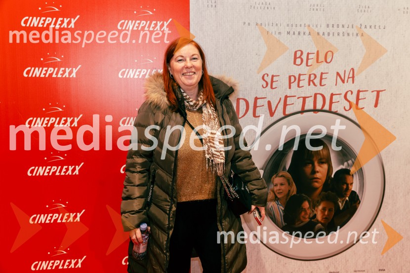 Ladies night, Belo se pere na devetdeset