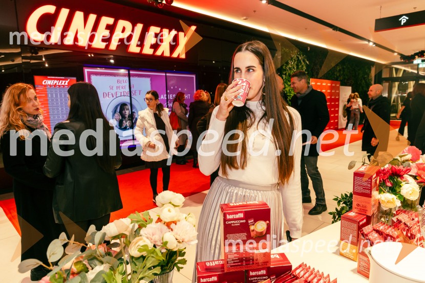  Lucija BurgarLadies night, Belo se pere na devetdeset