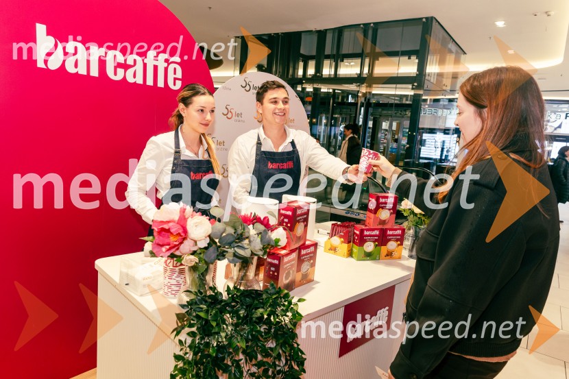  ... ;  ... ; mag. Staša Velcl, KrkaLadies night, Belo se pere na devetdeset