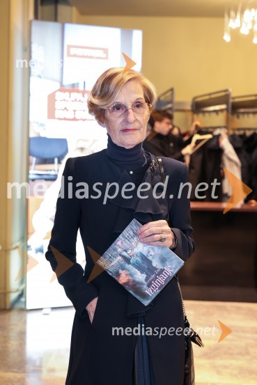  Mojca Kreft, dramaturginja in teatrologinjaIzginjanje, premiera drame Mestnega gledališča Ljubljana