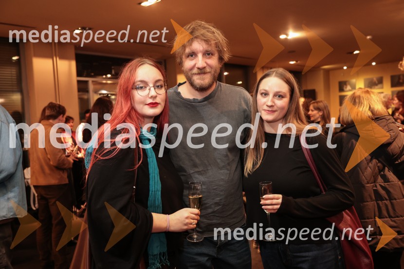  ... ;  Matej   Puc, igralec;  ... Izginjanje, premiera drame Mestnega gledališča Ljubljana