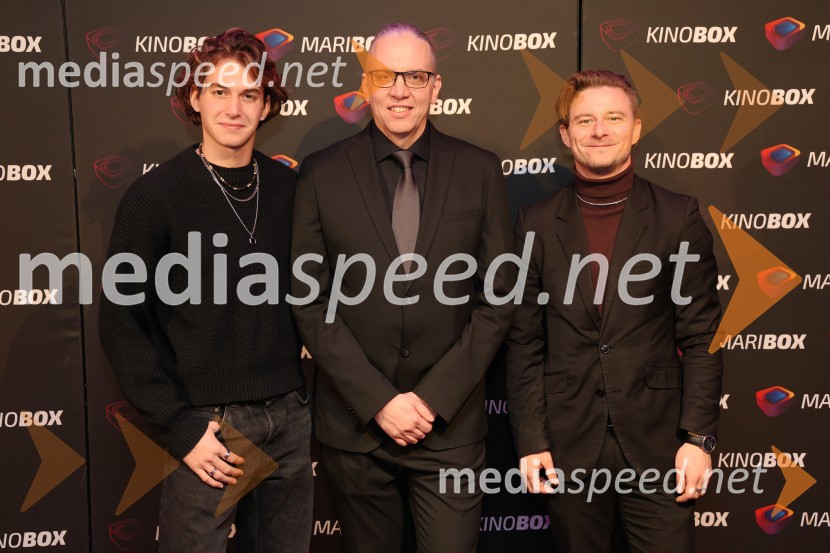  Žiga Šorli, igralec;  Marko  Naberšnik, režiser in scenarist;  Jure Rajšp, igralecBelo se pere na 90, premiera Maribox