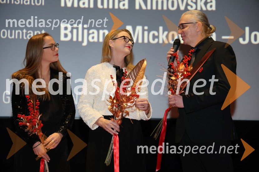  Lea Cok, igralka;  Bronja Žakelj, pisateljica;  Marko  Naberšnik, režiser in scenaristBelo se pere na 90, premiera Maribox