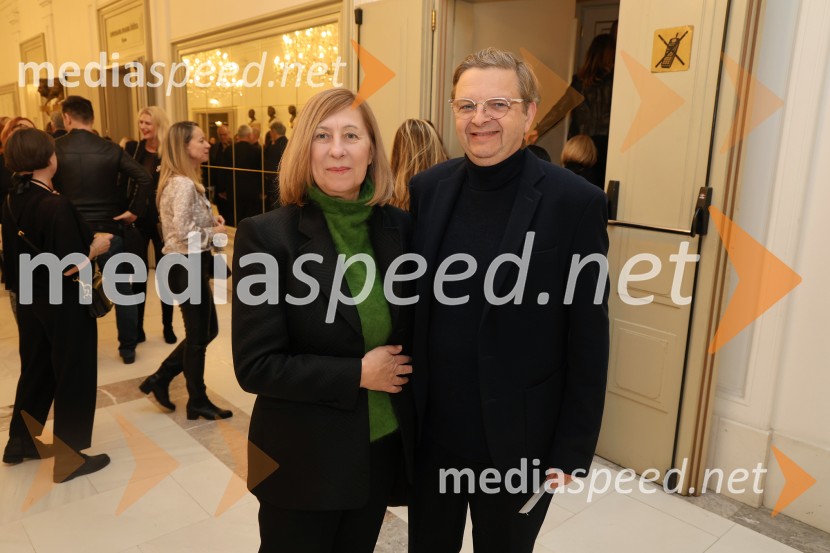  Andreja Japelj;  Marko Japelj, scenografGospa ministrica, klasična komedija SNG Maribor