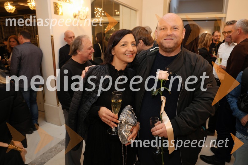  ... ;  Aleš GaberGospa ministrica, klasična komedija SNG Maribor