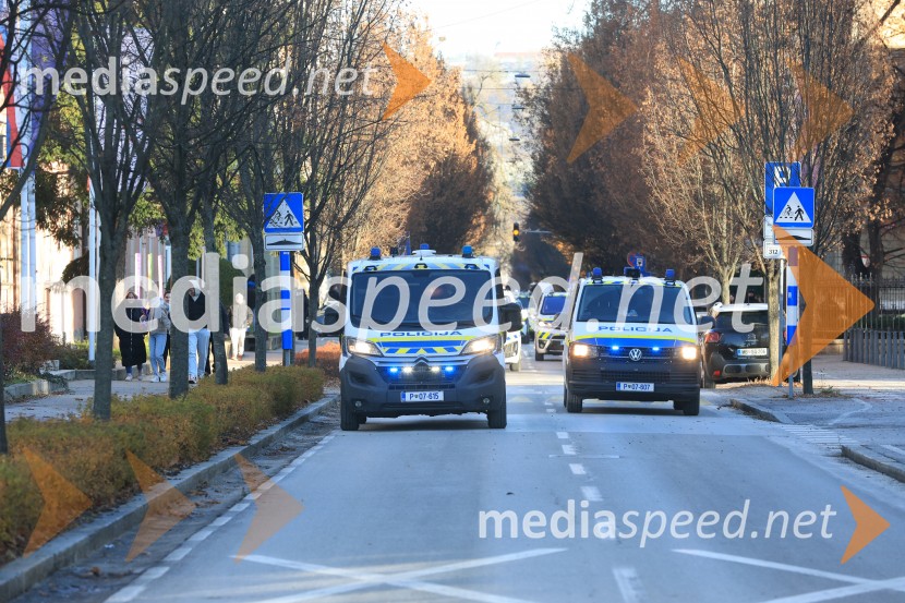 Konvoj proti LJudskemu Vrtu.Derbi v Ljudskem vrtu: Maribor in Olimpija brez zmagovalca pred 9.000 navijači
