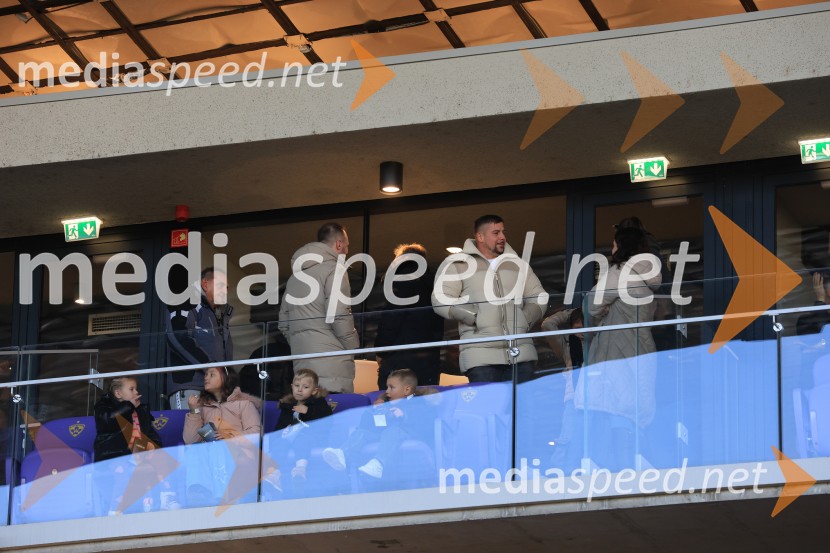 Vip ložaDerbi v Ljudskem vrtu: Maribor in Olimpija brez zmagovalca pred 9.000 navijači