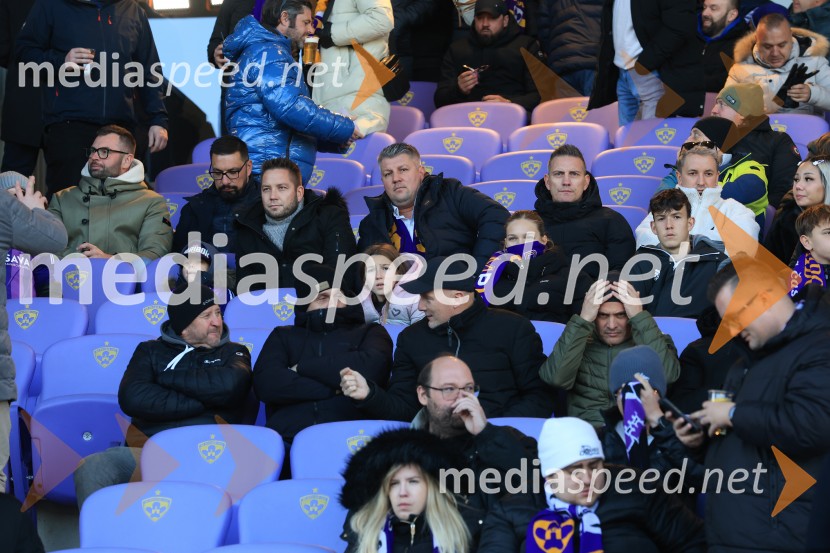 Tribuna Marcos Tavares.Derbi v Ljudskem vrtu: Maribor in Olimpija brez zmagovalca pred 9.000 navijači
