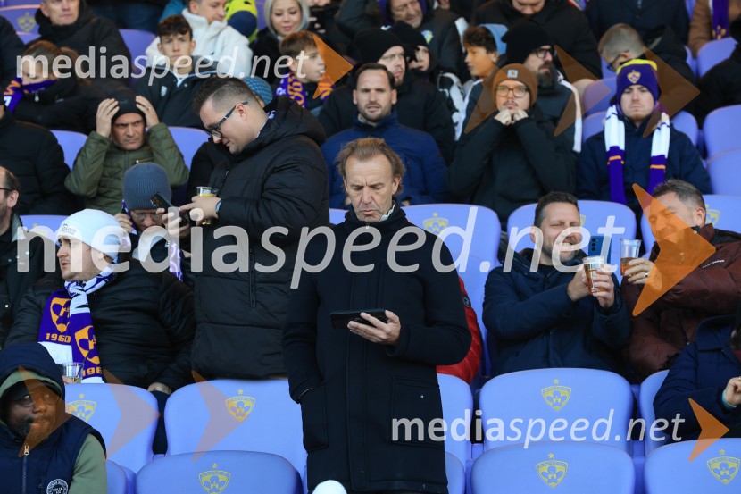 Tribuna Marcos Tavares.Derbi v Ljudskem vrtu: Maribor in Olimpija brez zmagovalca pred 9.000 navijači