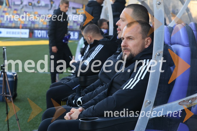 Trenerski štab Nk Maribor.Derbi v Ljudskem vrtu: Maribor in Olimpija brez zmagovalca pred 9.000 navijači