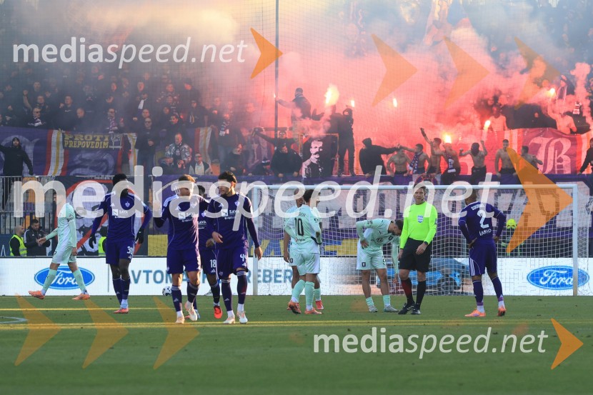 Derbi v Ljudskem vrtu: Maribor in Olimpija brez zmagovalca pred 9.000 navijači